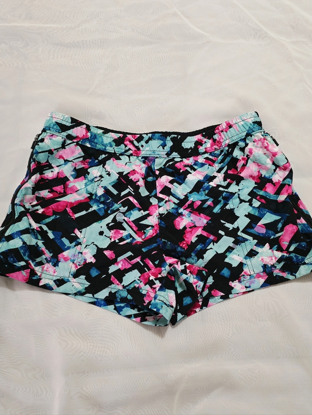 Fabletics Eloise Beta Geo Print Running Athletic Shorts